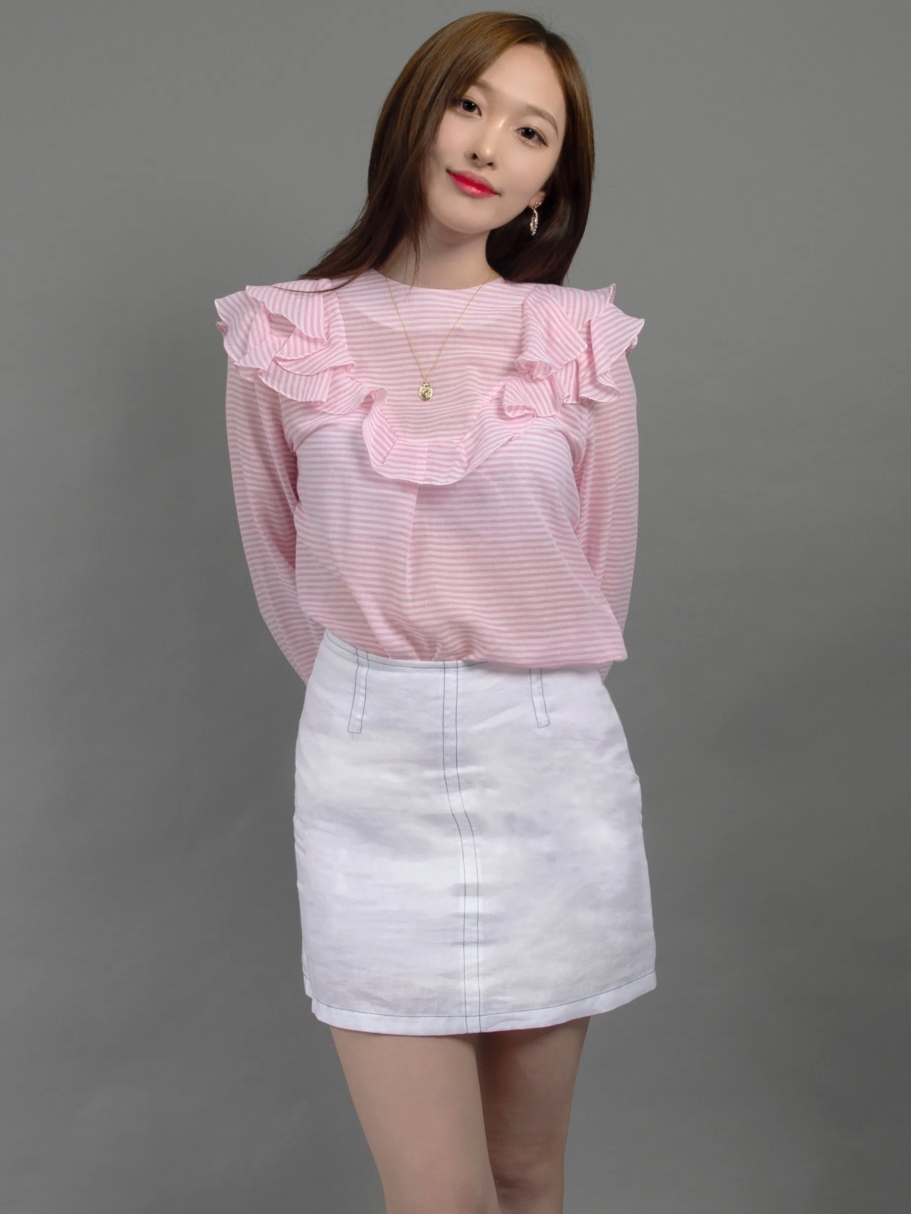 One strawberry milkshake please - Blouse