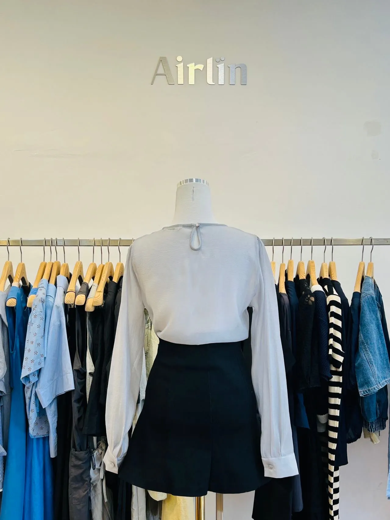 White/grey sheer bow blouse